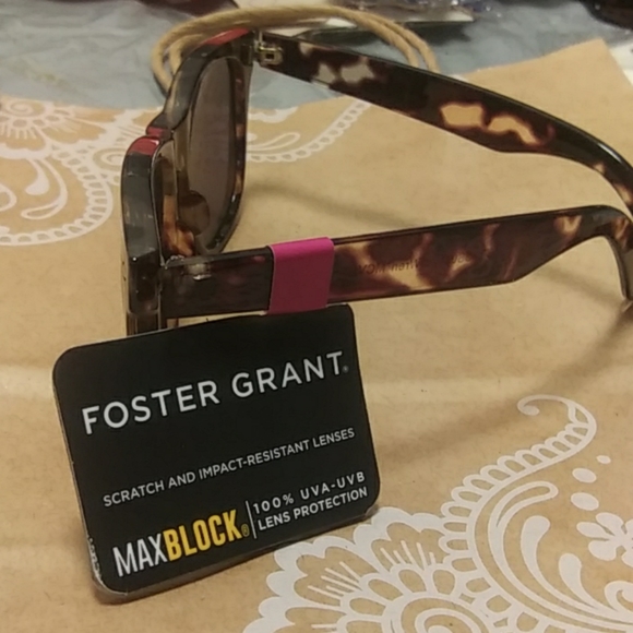 Sunglasses - Picture 2 of 8